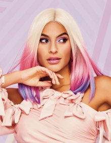 Blonde and Blooming Wig by Hairdo